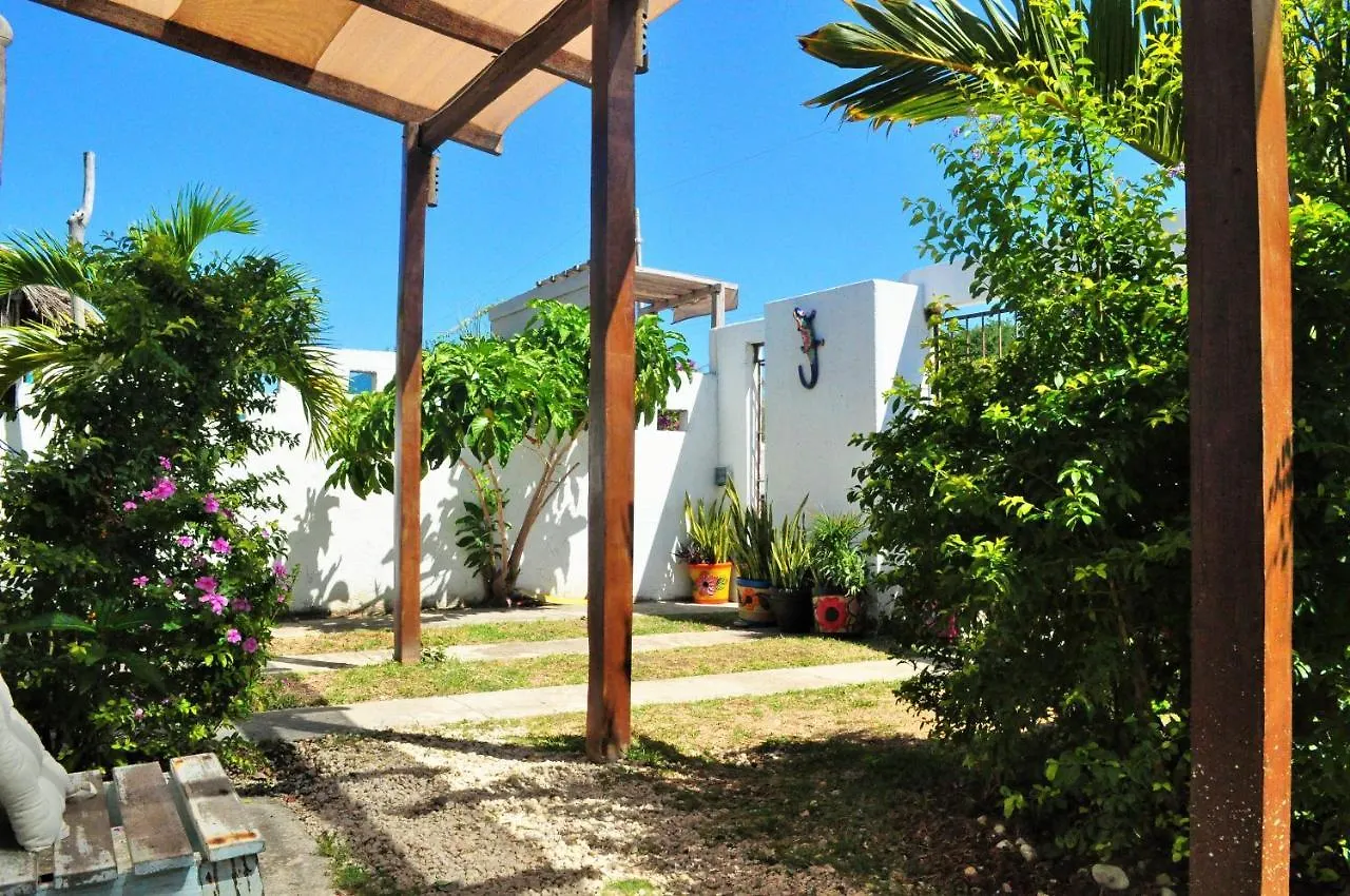 Casa Las Palmas, Comfort And Privacy Mahahual Mexico